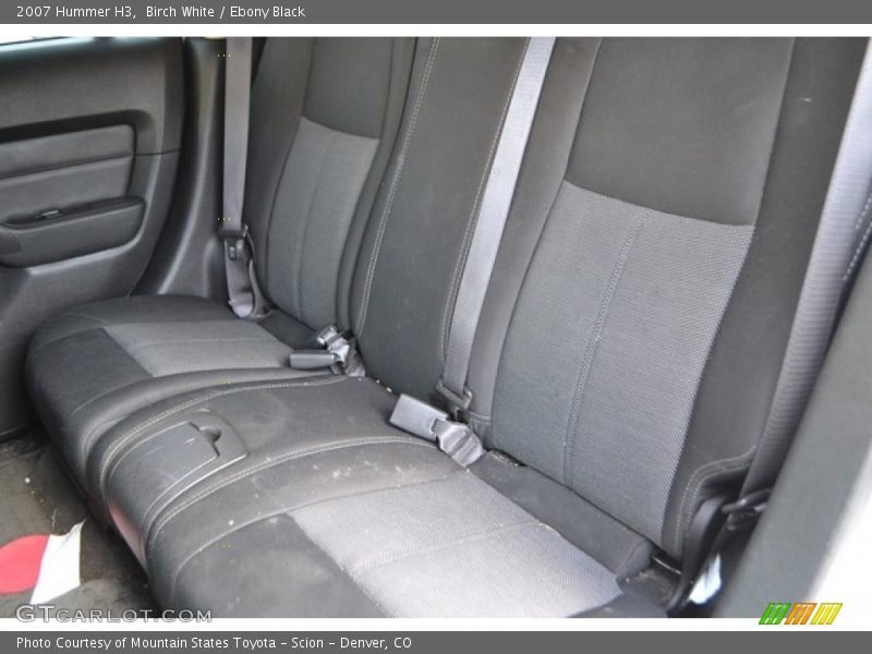 Birch White / Ebony Black 2007 Hummer H3