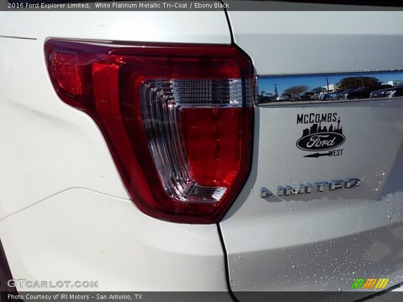 White Platinum Metallic Tri-Coat / Ebony Black 2016 Ford Explorer Limited