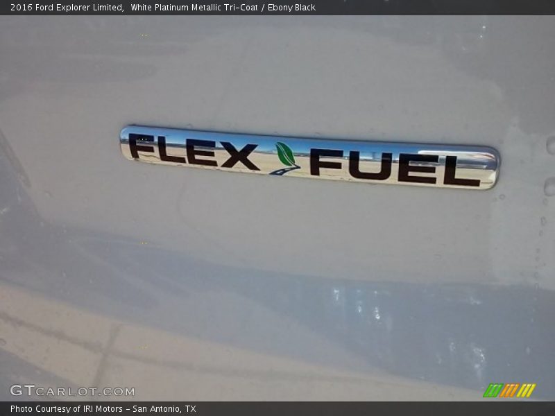 White Platinum Metallic Tri-Coat / Ebony Black 2016 Ford Explorer Limited