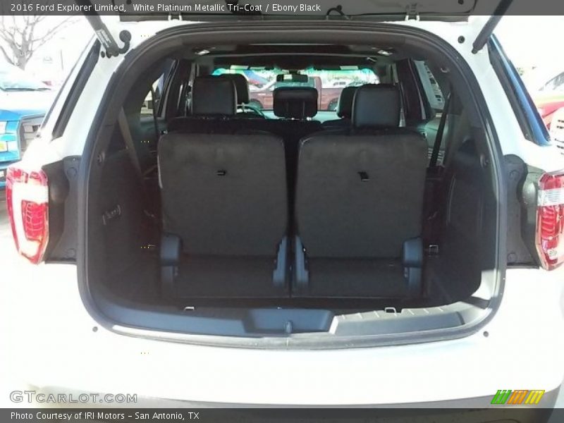 White Platinum Metallic Tri-Coat / Ebony Black 2016 Ford Explorer Limited