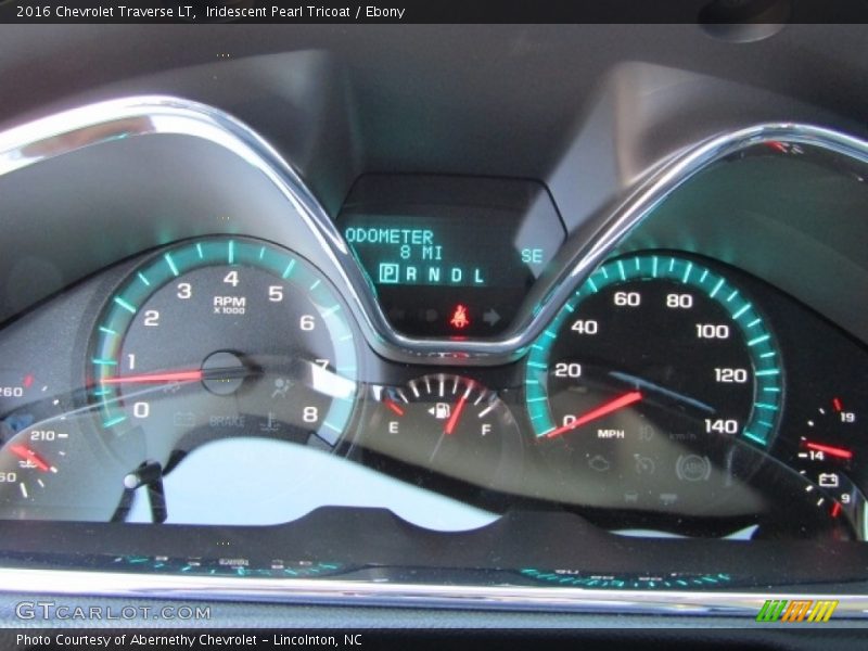 Iridescent Pearl Tricoat / Ebony 2016 Chevrolet Traverse LT
