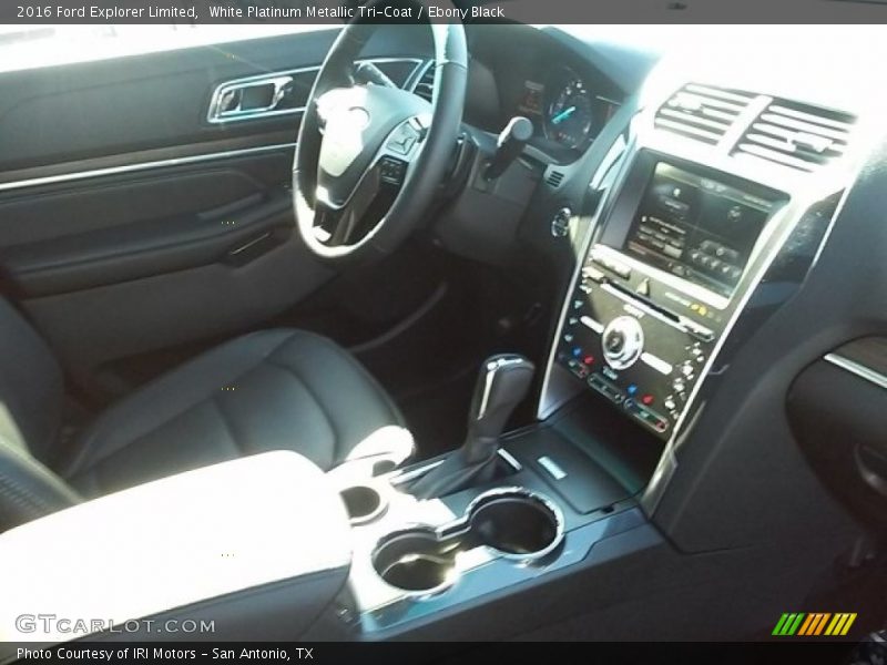 White Platinum Metallic Tri-Coat / Ebony Black 2016 Ford Explorer Limited