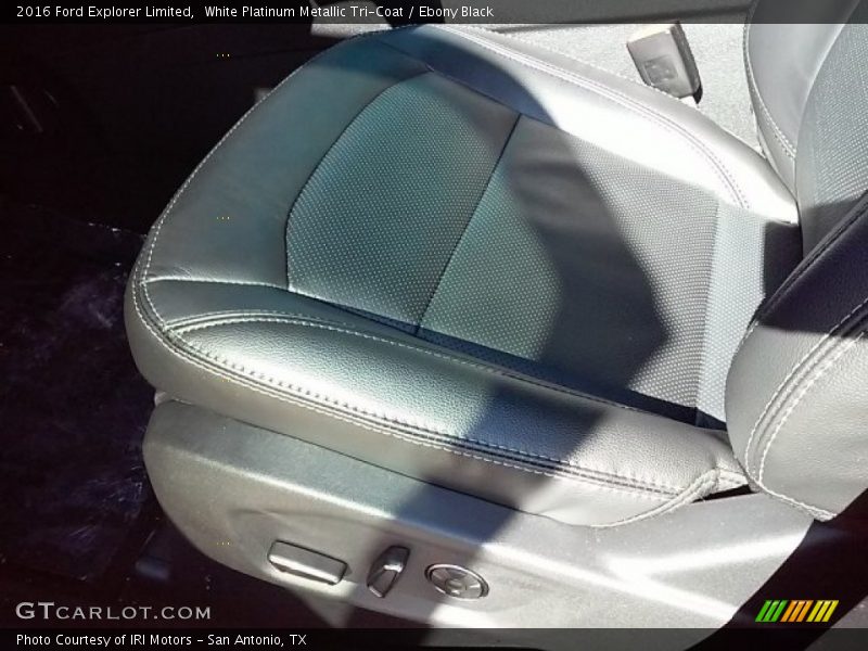 White Platinum Metallic Tri-Coat / Ebony Black 2016 Ford Explorer Limited