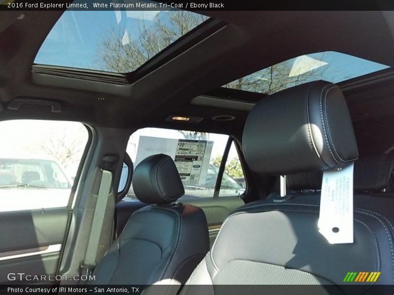 White Platinum Metallic Tri-Coat / Ebony Black 2016 Ford Explorer Limited