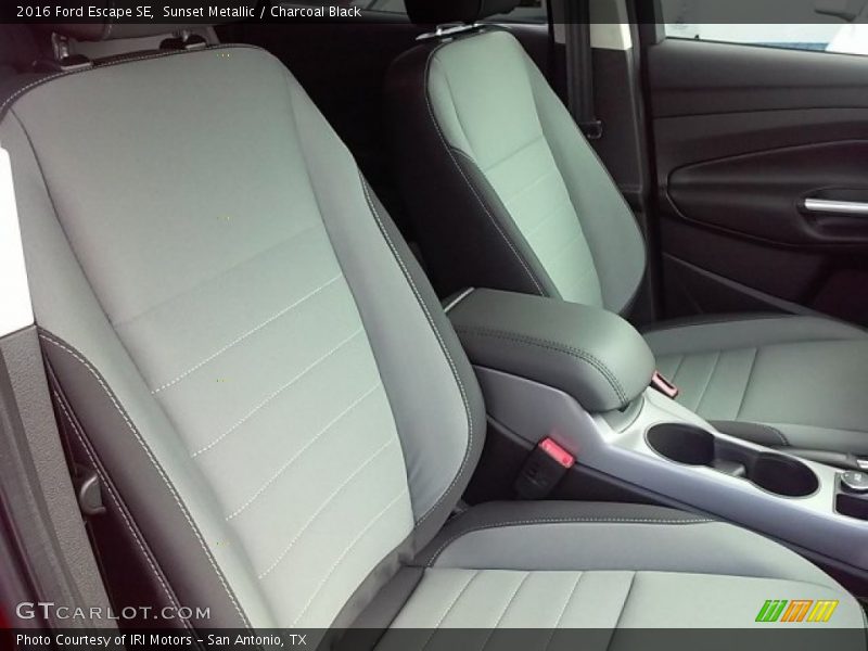 Sunset Metallic / Charcoal Black 2016 Ford Escape SE