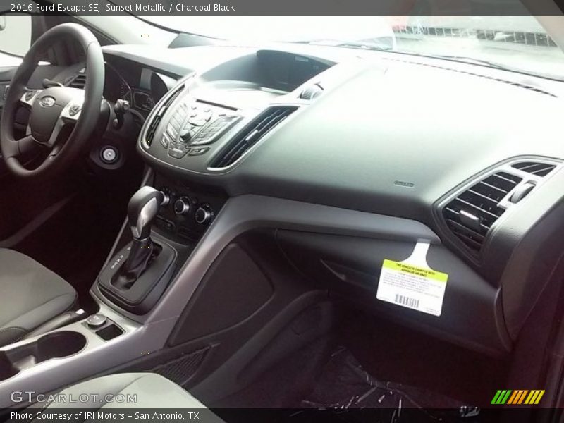 Sunset Metallic / Charcoal Black 2016 Ford Escape SE