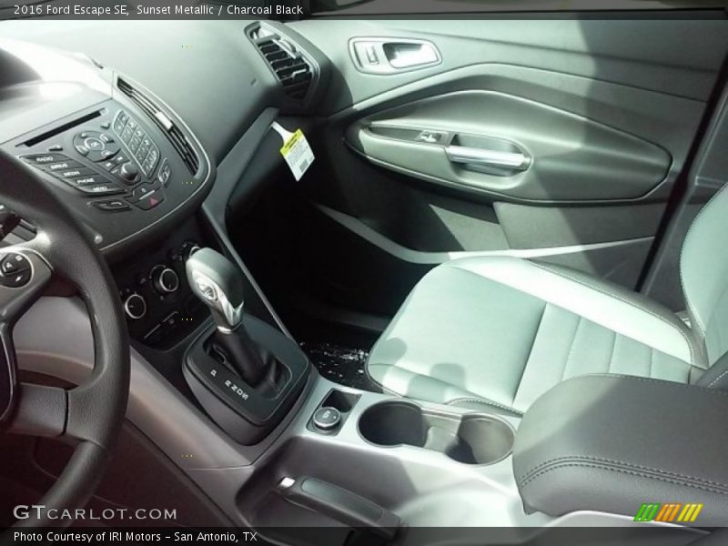 Sunset Metallic / Charcoal Black 2016 Ford Escape SE