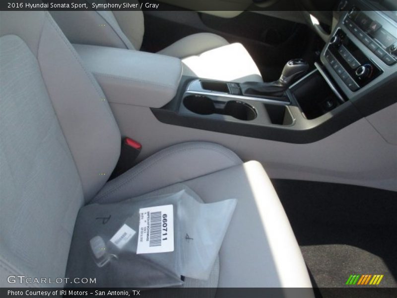 Symphony Silver / Gray 2016 Hyundai Sonata Sport