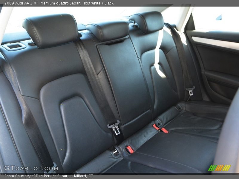 Ibis White / Black 2009 Audi A4 2.0T Premium quattro Sedan