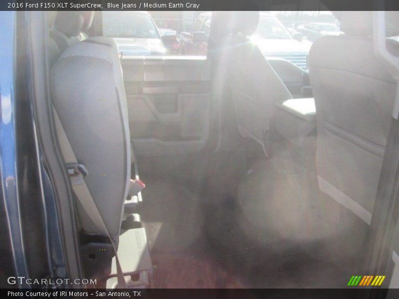 Blue Jeans / Medium Earth Gray 2016 Ford F150 XLT SuperCrew