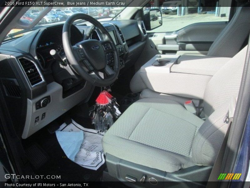 Blue Jeans / Medium Earth Gray 2016 Ford F150 XLT SuperCrew