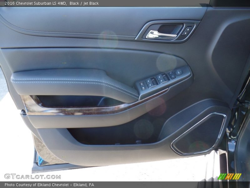 Black / Jet Black 2016 Chevrolet Suburban LS 4WD