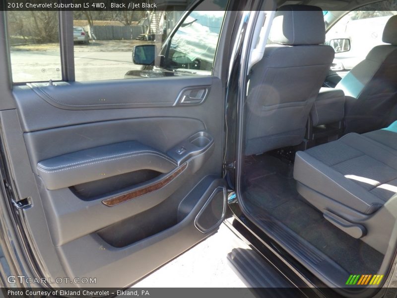 Black / Jet Black 2016 Chevrolet Suburban LS 4WD