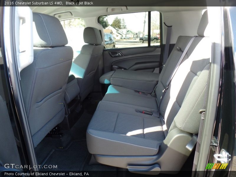 Black / Jet Black 2016 Chevrolet Suburban LS 4WD