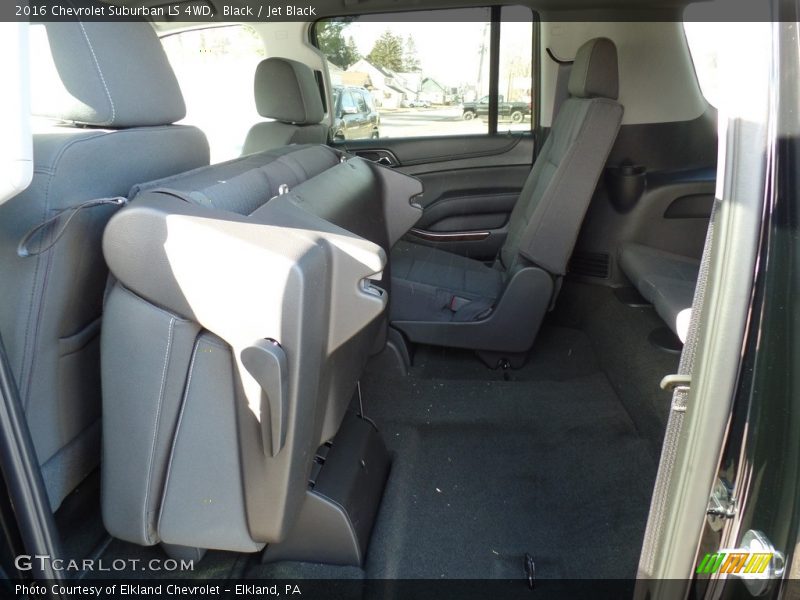 Black / Jet Black 2016 Chevrolet Suburban LS 4WD
