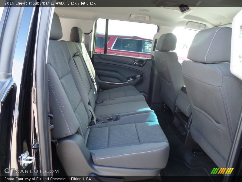 Black / Jet Black 2016 Chevrolet Suburban LS 4WD