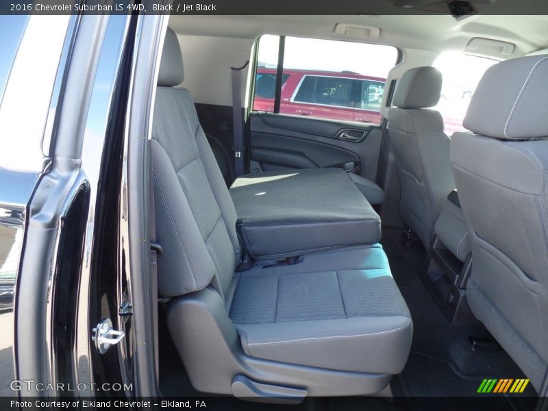 Black / Jet Black 2016 Chevrolet Suburban LS 4WD