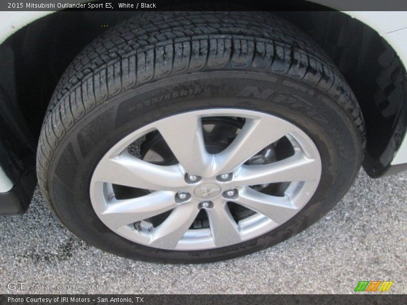 White / Black 2015 Mitsubishi Outlander Sport ES