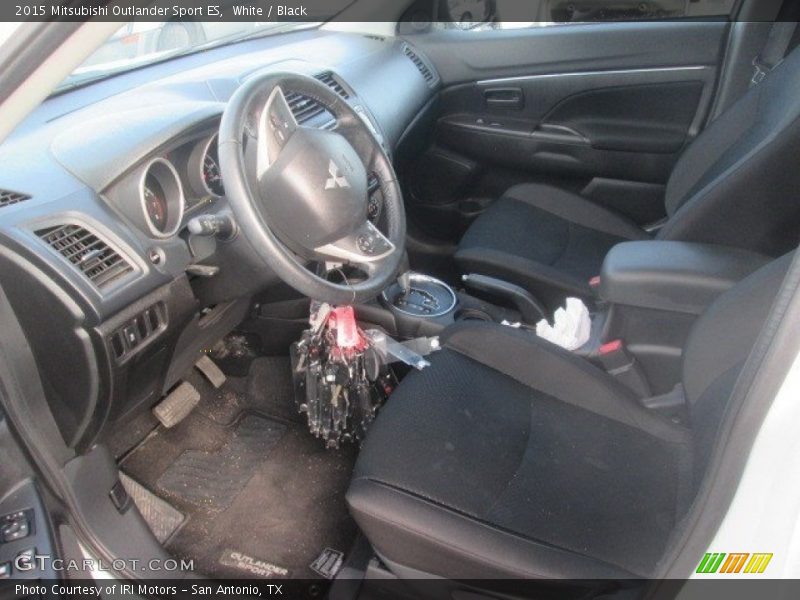 White / Black 2015 Mitsubishi Outlander Sport ES