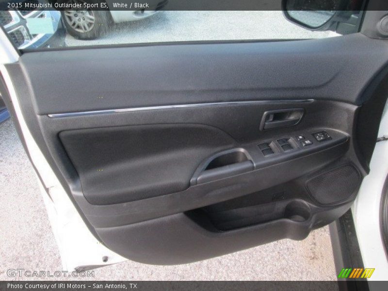 White / Black 2015 Mitsubishi Outlander Sport ES