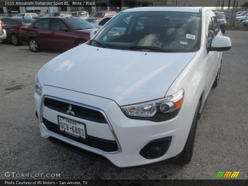 White / Black 2015 Mitsubishi Outlander Sport ES