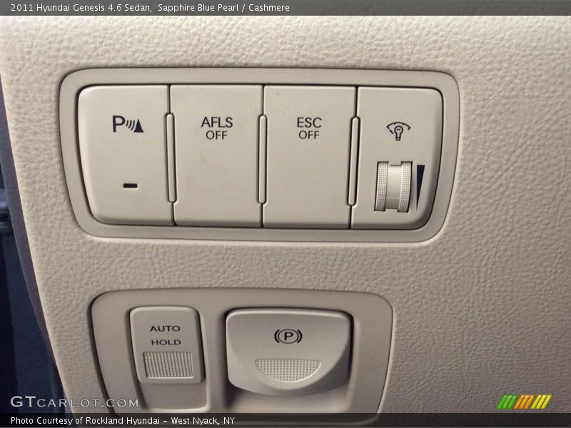 Sapphire Blue Pearl / Cashmere 2011 Hyundai Genesis 4.6 Sedan