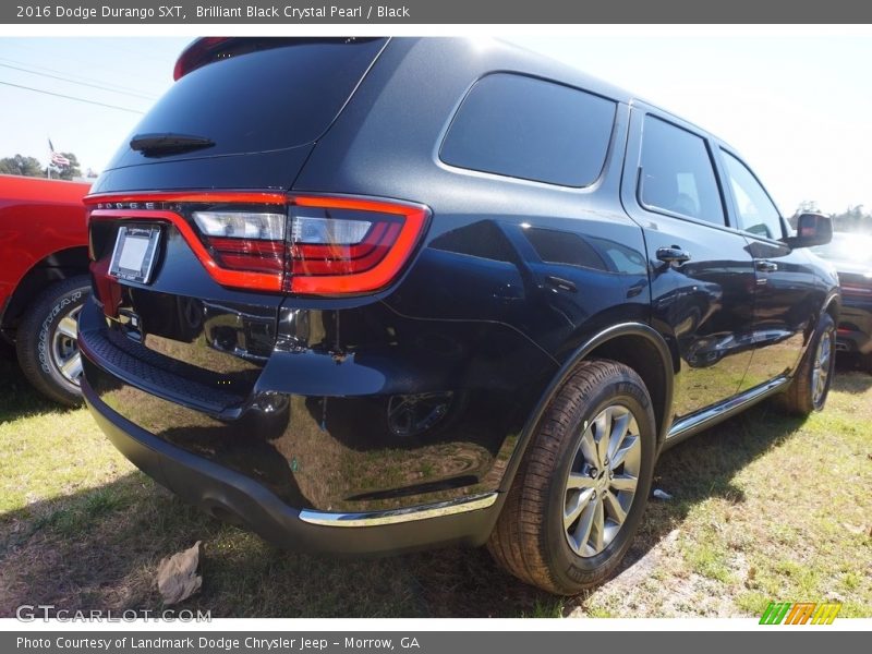 Brilliant Black Crystal Pearl / Black 2016 Dodge Durango SXT