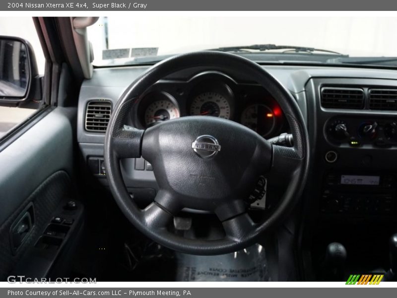 Super Black / Gray 2004 Nissan Xterra XE 4x4