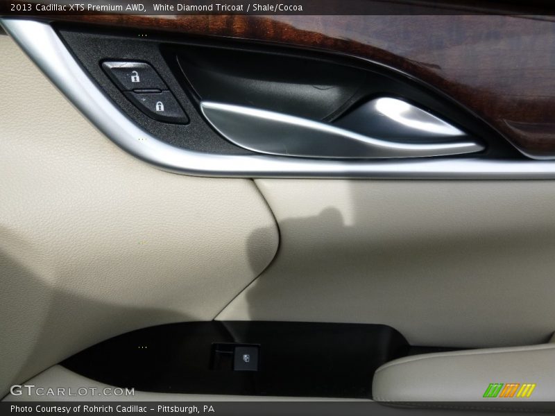 White Diamond Tricoat / Shale/Cocoa 2013 Cadillac XTS Premium AWD