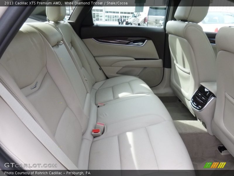 White Diamond Tricoat / Shale/Cocoa 2013 Cadillac XTS Premium AWD