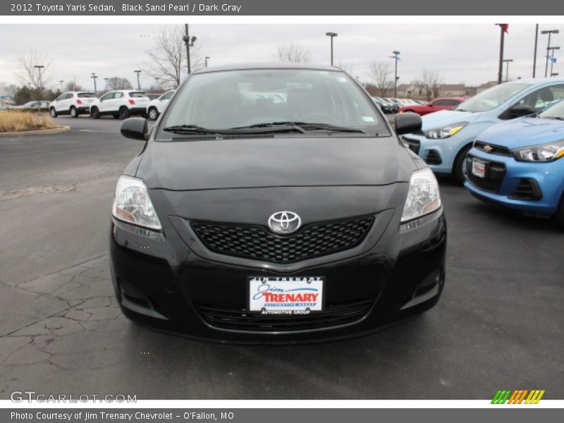 Black Sand Pearl / Dark Gray 2012 Toyota Yaris Sedan