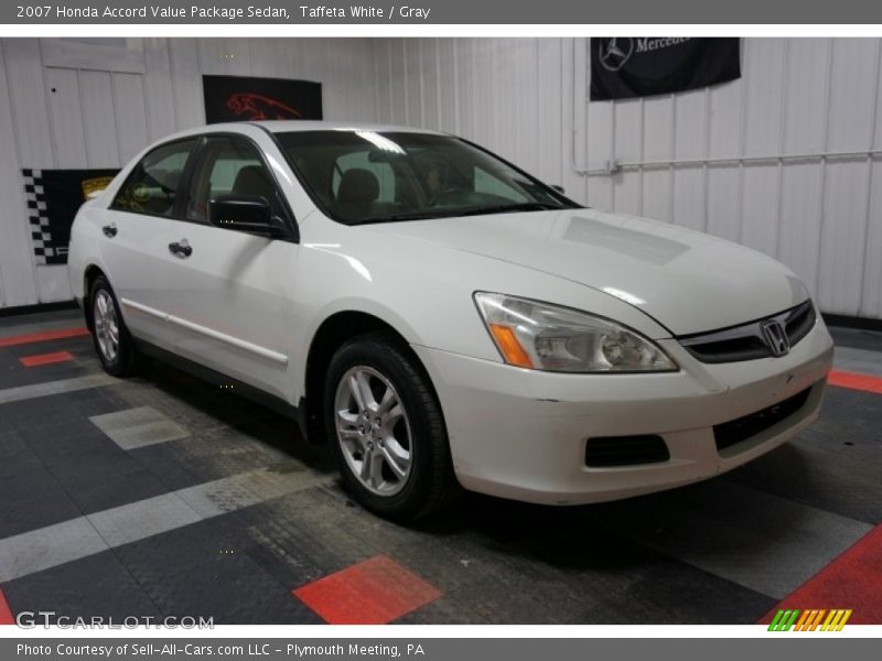 Front 3/4 View of 2007 Accord Value Package Sedan