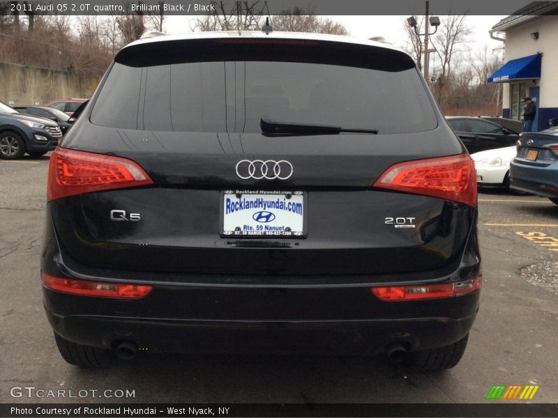 Brilliant Black / Black 2011 Audi Q5 2.0T quattro