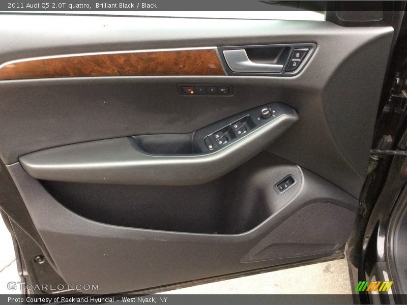 Brilliant Black / Black 2011 Audi Q5 2.0T quattro