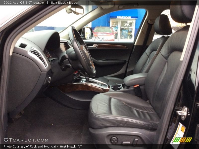 Brilliant Black / Black 2011 Audi Q5 2.0T quattro