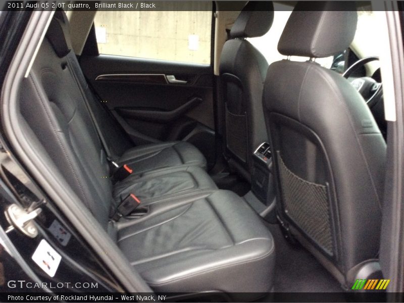 Brilliant Black / Black 2011 Audi Q5 2.0T quattro