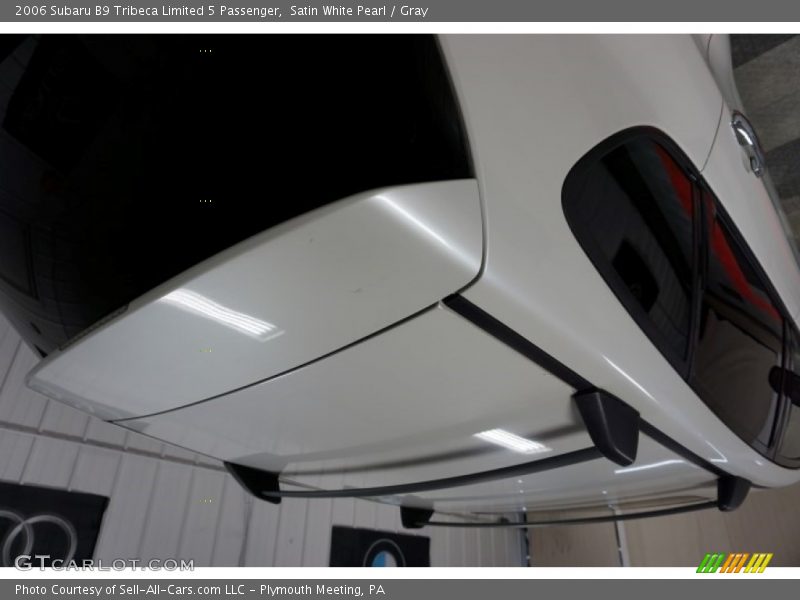 Satin White Pearl / Gray 2006 Subaru B9 Tribeca Limited 5 Passenger