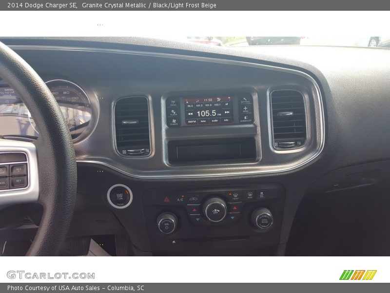 Granite Crystal Metallic / Black/Light Frost Beige 2014 Dodge Charger SE