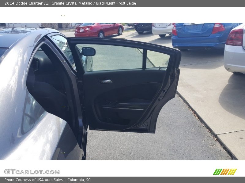 Granite Crystal Metallic / Black/Light Frost Beige 2014 Dodge Charger SE