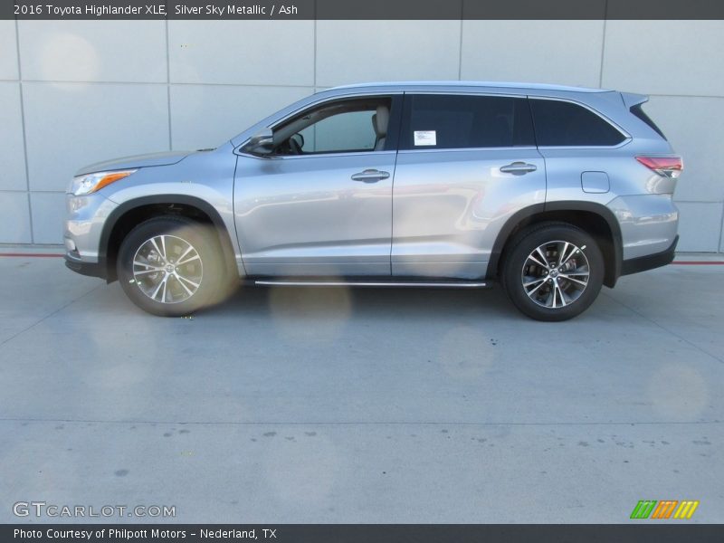 Silver Sky Metallic / Ash 2016 Toyota Highlander XLE