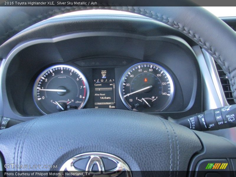 Silver Sky Metallic / Ash 2016 Toyota Highlander XLE