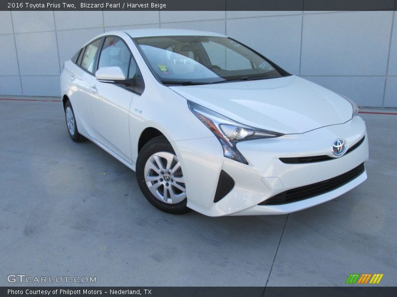 Blizzard Pearl / Harvest Beige 2016 Toyota Prius Two