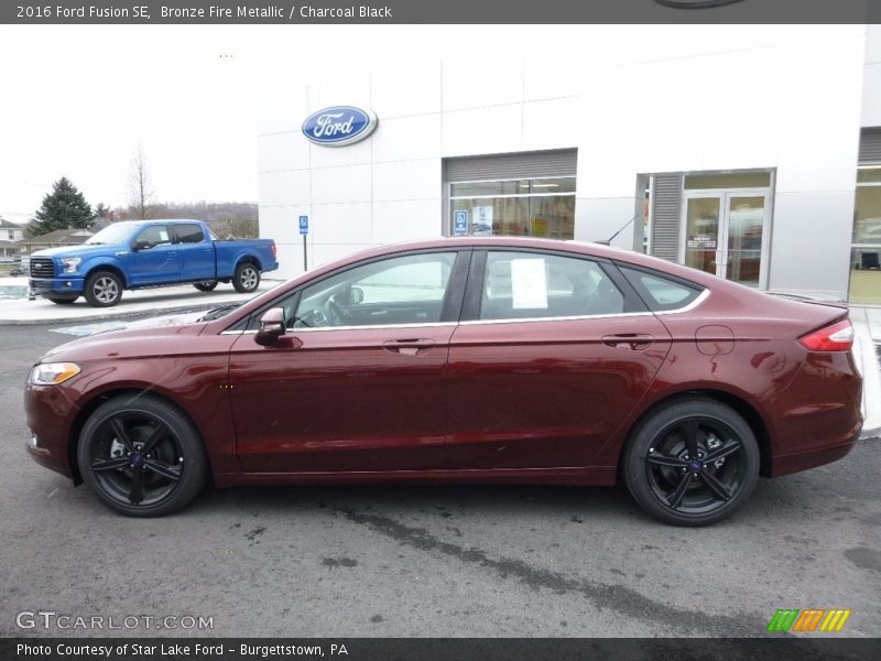 Bronze Fire Metallic / Charcoal Black 2016 Ford Fusion SE