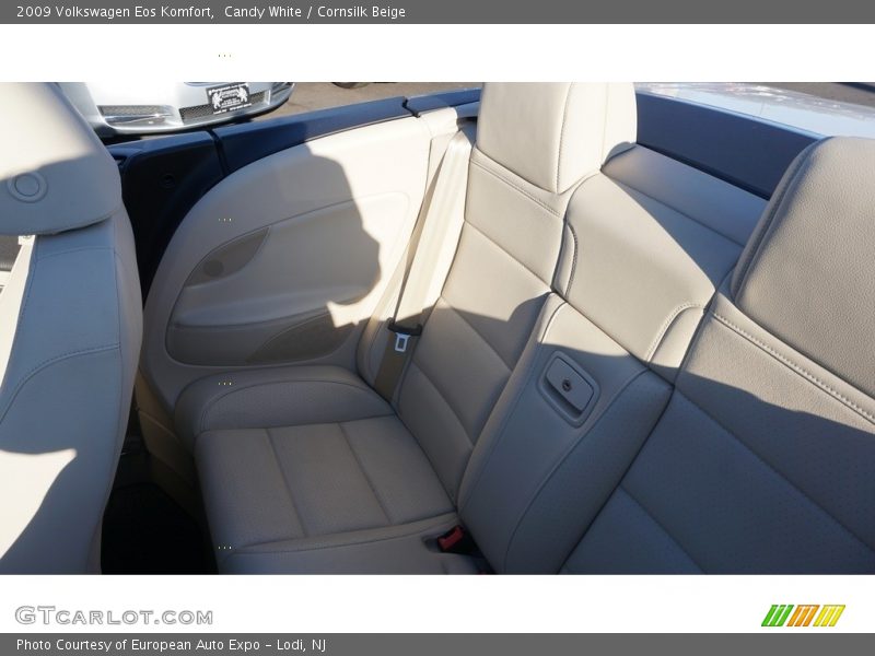 Candy White / Cornsilk Beige 2009 Volkswagen Eos Komfort