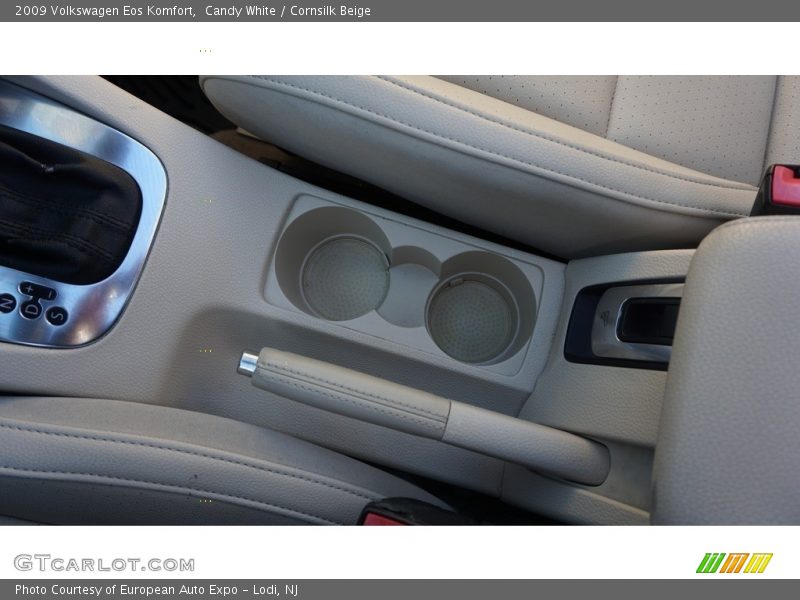 Candy White / Cornsilk Beige 2009 Volkswagen Eos Komfort