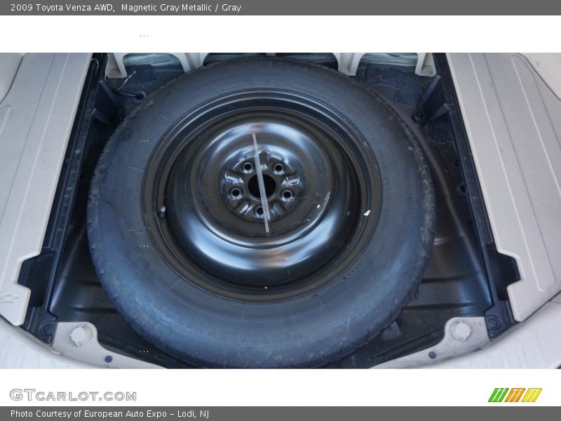 Magnetic Gray Metallic / Gray 2009 Toyota Venza AWD