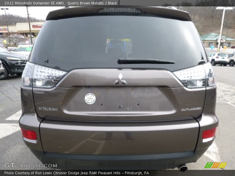 Quartz Brown Metallic / Black 2012 Mitsubishi Outlander SE AWD