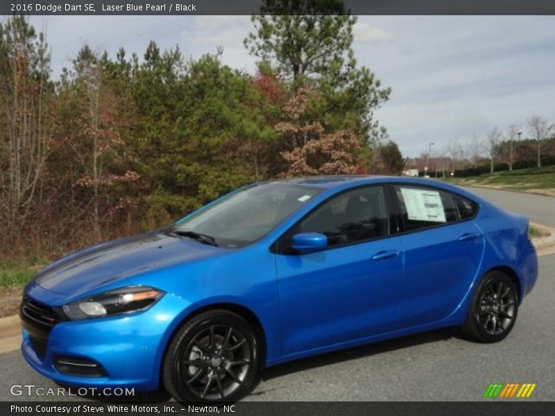 Laser Blue Pearl / Black 2016 Dodge Dart SE