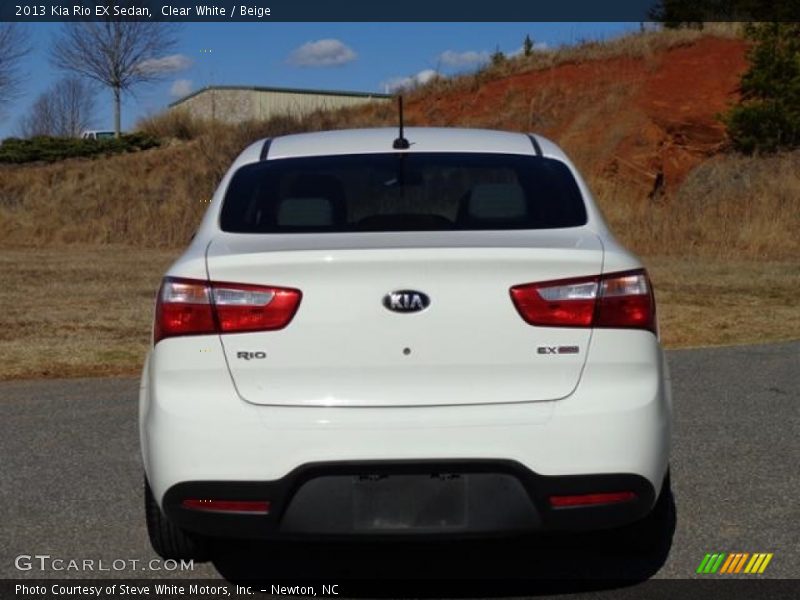 Clear White / Beige 2013 Kia Rio EX Sedan