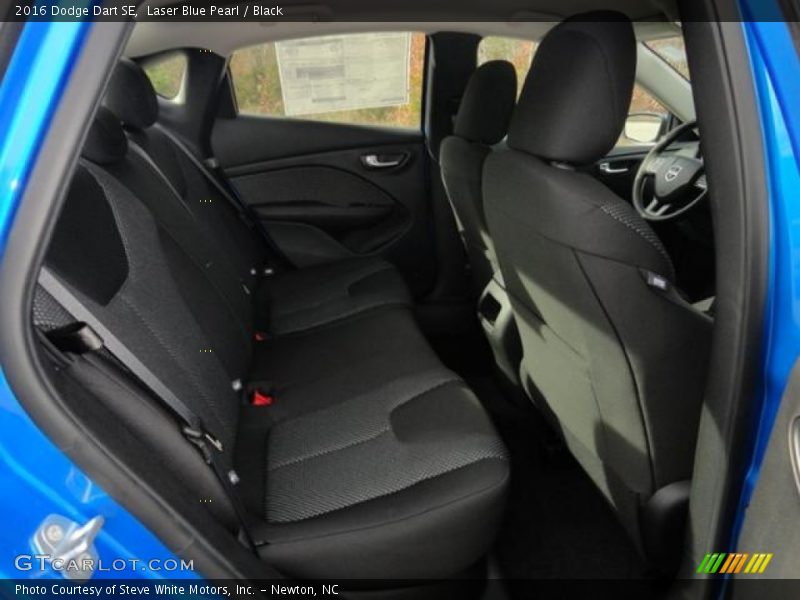 Laser Blue Pearl / Black 2016 Dodge Dart SE
